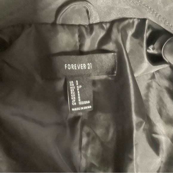 Moto style jacket (not leather) - Picture 7 of 9